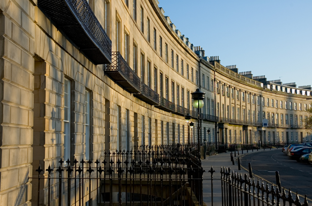 Edinburgh street crescents